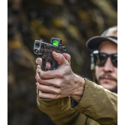 Vortex Defender-CCW Green Dot (3 MOA)