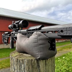 Ulfhednar Kuddi Support Pillow � Skydebag - Sandfyldt